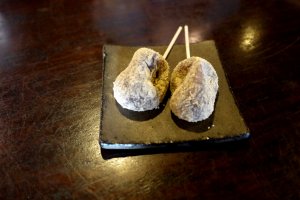 Warabi mochi with kinako (see the article for an explanation)