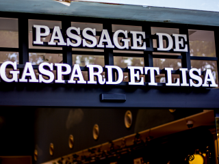 &quot;Passage de Gaspard et Lisa&quot; sounds just like the charming Covered Passage of Paris