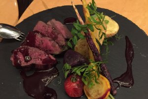 Grilled venison with Hokkaido berries sauce