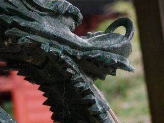 The temple's beautiful dragon