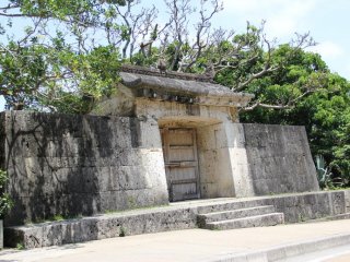 The stone gate as seen from Shuri Castle