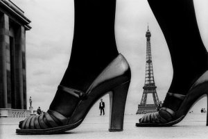 For "STERN", shoes and Eiffel Tower