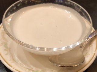 Coconuts tofu with a beautiful cream
