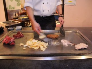 The best teppanyaki chefs are able to serve each part of your meal at the same times, while others serve each course piecemeal