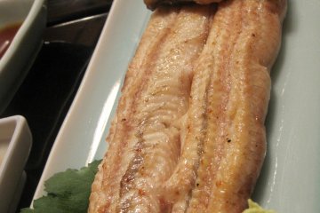 <p>Shirayaki&nbsp;ปลาไหลญี่ปุ่นย่าง</p>