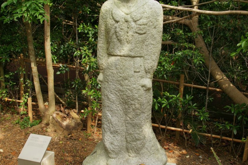 Statue of one of the students.