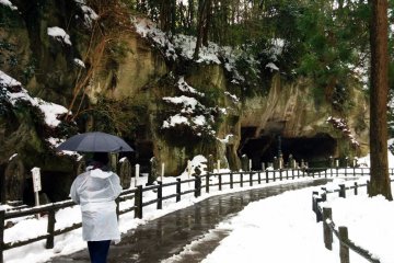 <p>รูปถ่ายถ้ำของวัด Zuiganji ที่มัตสึชิมะ มีบริการพามาที่นี่เป็นครั้งคราว</p>

<p></p>

<p></p>