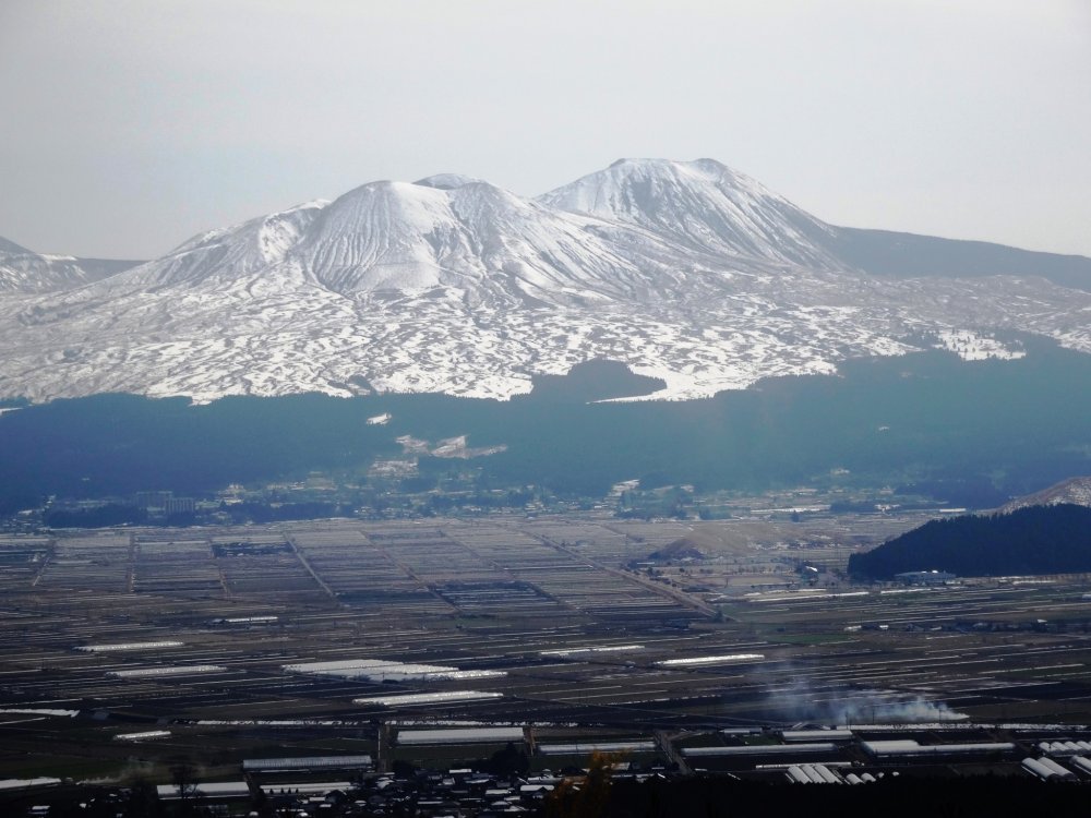 Mt Aso draped in winter snow