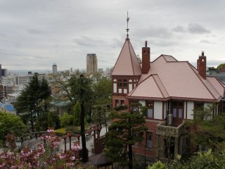 View of the Kobe Kazamidori&nbsp;from Kitano Tenman Shrine