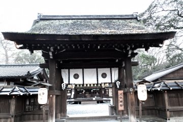 <p>Entrance to the small yet beautiful shrine</p>