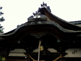 The bell to get the spirit of the shrine&#39;s attention