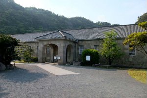 พิพิธภัณฑ์ชูเซกัน อาคารโรงงานที่ยังมีความแข็งแรงถูกรักษาไว้เป็นพิพิธภัณฑ์ ตั้งอยู่ ณ คาโกชิมา ใกล้บ้านพักของตระกูลชิมัสสึ (สวนเซนกาเน่น) รายละเอียดการท่องเที่ยวดูได้จาก http://www.senganen.jp/en/senganen/index3.html