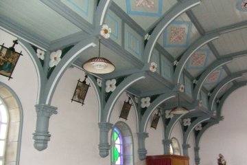 <p>Interior of Kashiragashima Church</p>