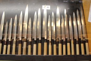 Inside the famous Japanese knife shop Aritsugu