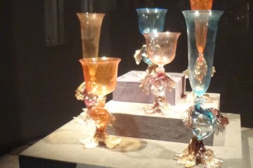 <p>Tableware from famous noble families such as a set of graceful and colorful wine glasses of the Visconti Family.</p>