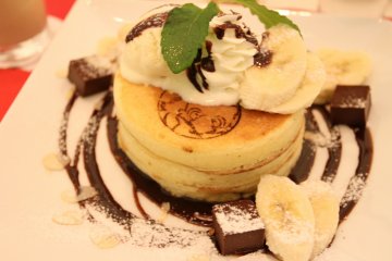 <p>Chocobo pancake~</p>