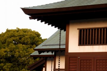 <p>Roof of Tokushima Castle Museum</p>