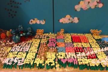 <p>The field of flowers display which is filled with tiny origami flowers like tulips, daffodils, and more.</p>