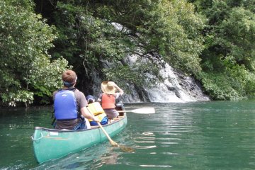 <p>If you prefer to travel together try a canoe</p>