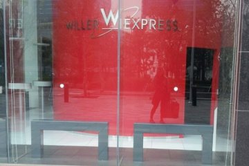 <p>ณ ท่ารถบัส Willer Express</p>