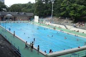 Motomachi Swimming Pool in Motomachi Park