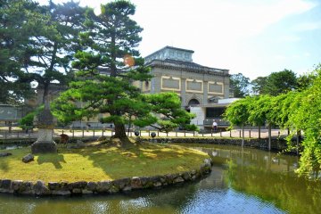 <p>View of&nbsp;Nara Buddhist Sculpture Hall</p>