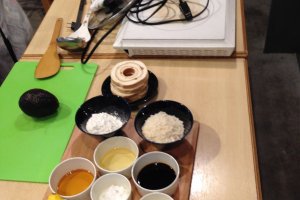 The cooking classroom uses simple seasonings and ingredients commonly found in any household