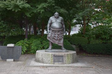 <p>Statue of Tanikaze Kajinosuke in Kotodai Park. Tanikaze was born in Sendai during the Edo Period and is known as one of the strongest Yokozuna&nbsp;in Japan&#39;s sumo history.</p>