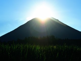 さすが伯耆富士と異名を取る山陰の名山　神の山と思えるほど幻想的な瞬間であった