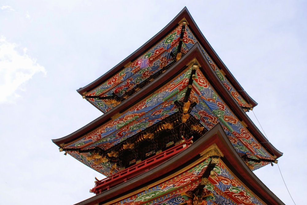 Pagoda tiga tingkat yang indah