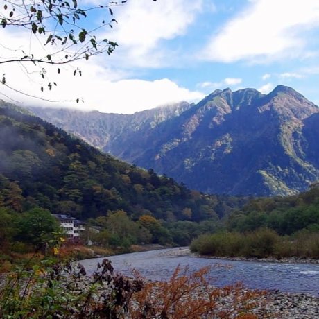 Pendakian ke Telaga Taisho-ike Kamikochi