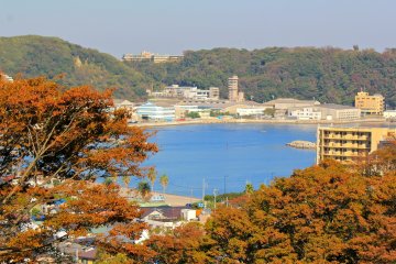 <p>Breathtaking views of Yokosuka&nbsp;and Kurihama Port</p>