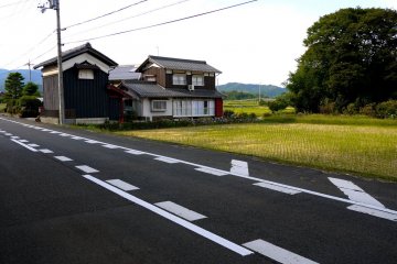 <p>The houses are bigger in the countryside</p>