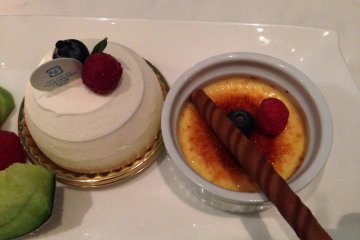 <p>Stunning desserts look almost too good to eat! &nbsp;Whether you like Creme Brulee or Cheesecake, there is something to take your fancy.</p>