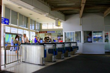 <p>The moment I stepped out of the train and into Shuzenji Station, I felt like I was taken a few years back into the past.</p>