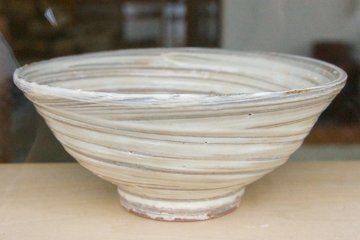 <p>Traditional Kasama pottery style</p>