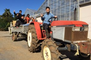 Hop on the tractor-trailer with Yokota&nbsp;Fumito san for a thrilling ride through the farm!