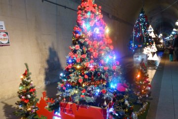 <p>About 150 meters of the tunnel are dedicated to the Christmas display</p>