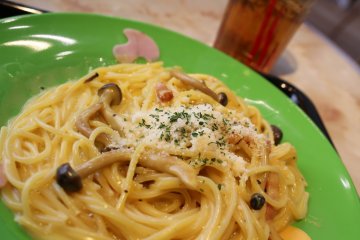 <p>How about a plate of&nbsp;Carbonara&nbsp;with an iced tea at Cafe R at the Family Mall?</p>