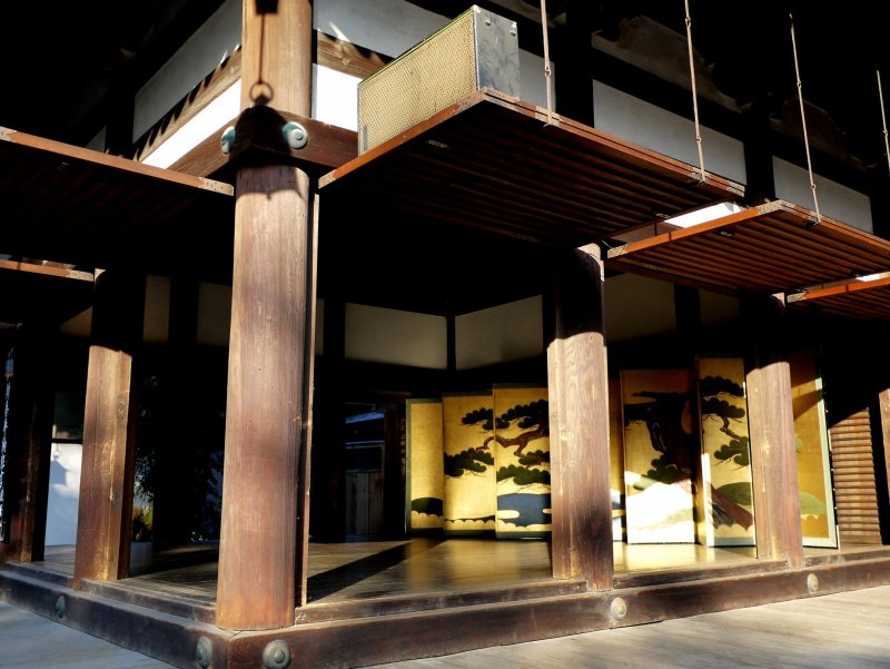 <p>The kyogen stage at Kitano Tenmangu Shrine</p>