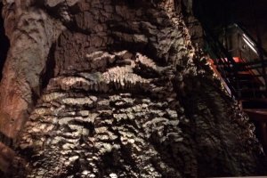 There are some explanations inside the cave. This is called flow stone.&nbsp;