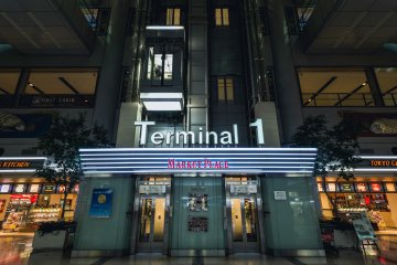 <p>With an open, bright design, even the elevators at Haneda make your time there more enjoyable.</p>