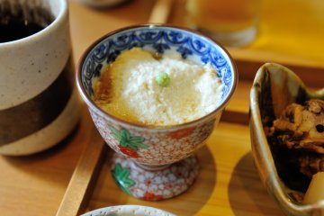 <p>Elegant oboro-dofu (minced tofu)!</p>