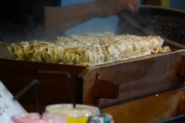 Save your appetite when visiting Chinatown. So many food options to consider trying!