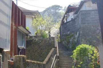 Steps lead up to Ryosenji Temple