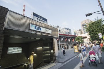 <p>MUJI&nbsp;Yurakucho is situated right beside the Metro Yurakucho Station exit D9, so there&#39;s no way of missing it!</p>