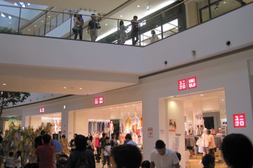 <p>Uniqlo (below) and Tokyu Hands (above), two of LaLaport Yokohama&#39;s main attractions</p>