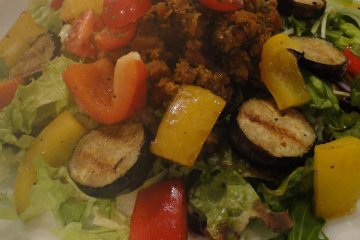 Grilled vegetables and salad plate - vegan