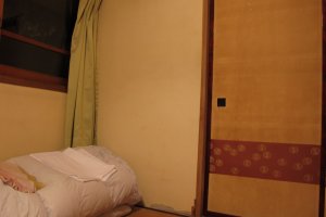 ห้องพักและที่นอนฟูกสไตล์ญี่ปุ่น