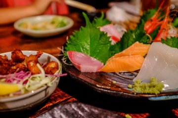 So much to order, you will even find sashimi!&nbsp;